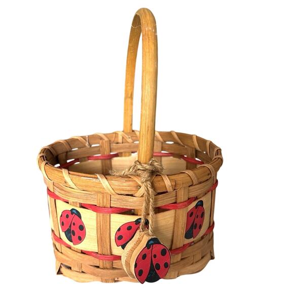 None and/or Unknown Other - Vtg Ladybug woven wicker basket hand painted candy gifting 10in grandmacore